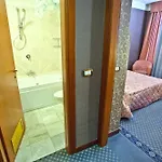 Mythos Hotel 3*
