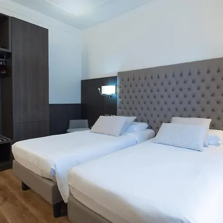 Hotel Mythos 3*