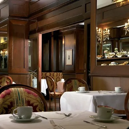 Hotel Mythos 3*