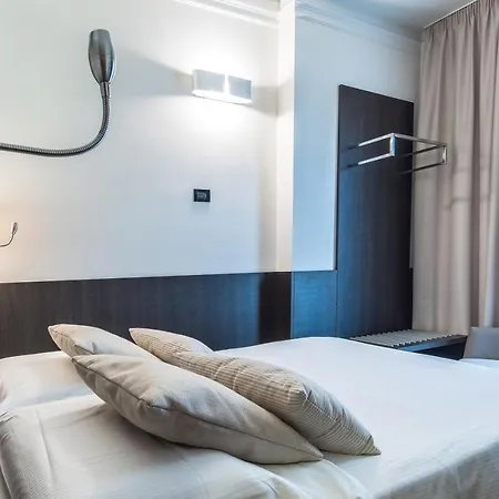 Mythos Hotell 3*