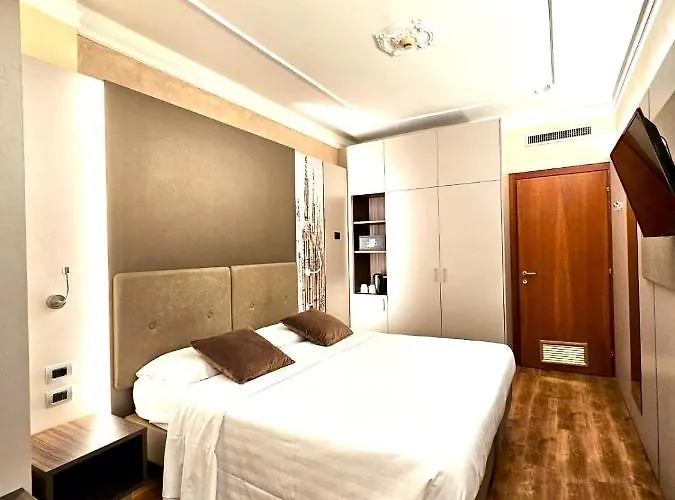 Mythos Hotel 3*