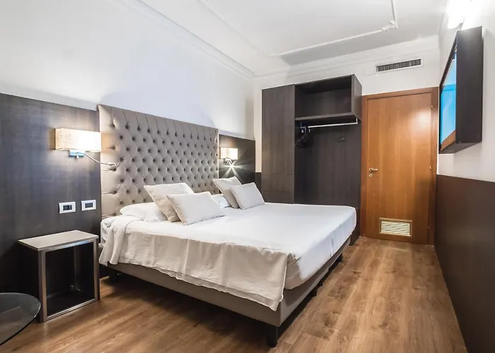 Hotel Mythos Milaan