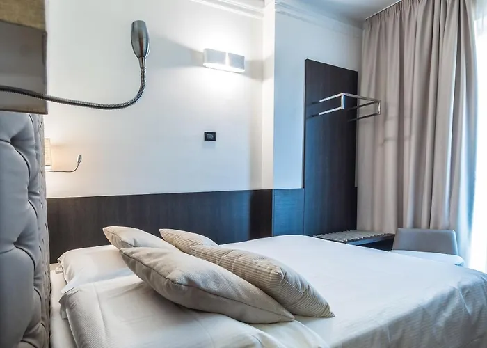 Mythos Hotel 3*